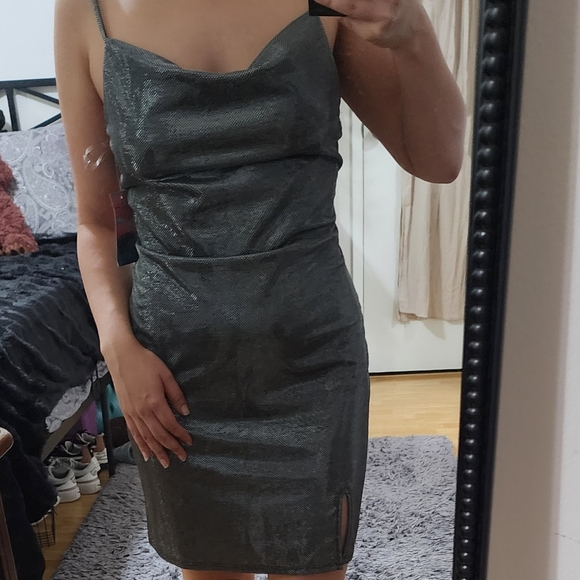 Elegant Silver Dress - Picture 4 of 5